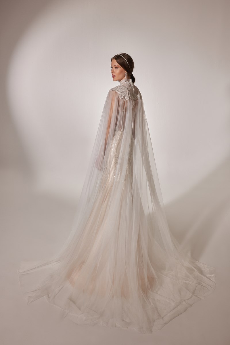 Robe de mariée sirène avec cape en tulle