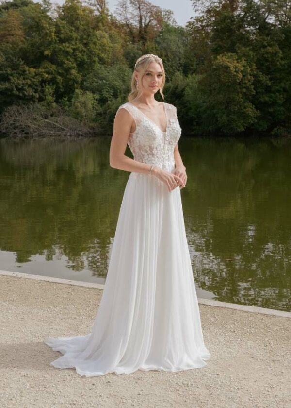 robe en mousseline avec dentelle paris